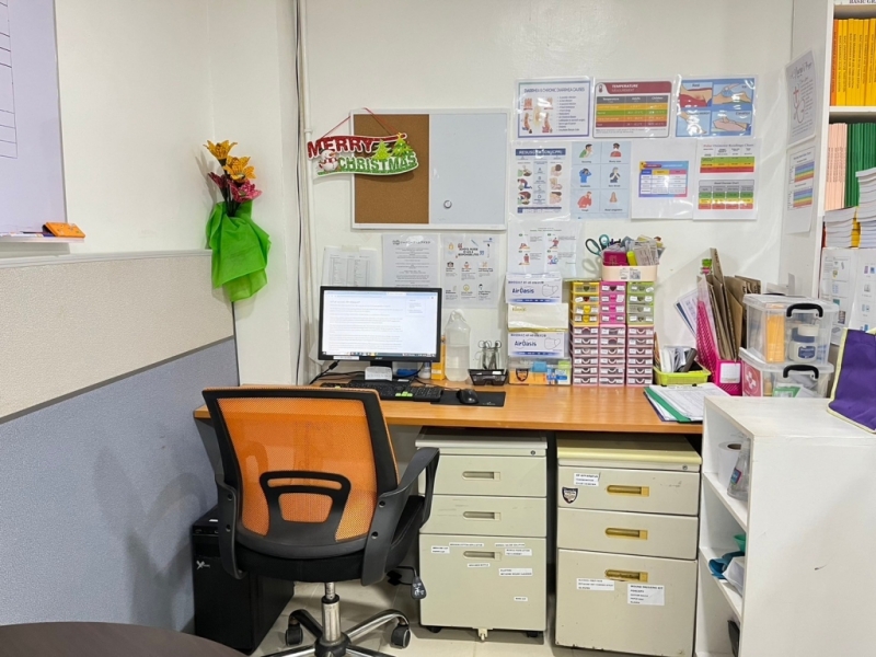 フィリピン留学 Cebu21 - English Fella 2-Nurse station-1
